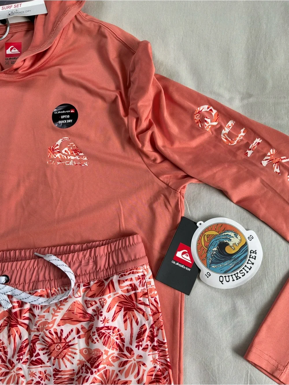 NWT Quiksilver Men's 2-Piece Surf Set Hoodie & Swim Shorts Size M